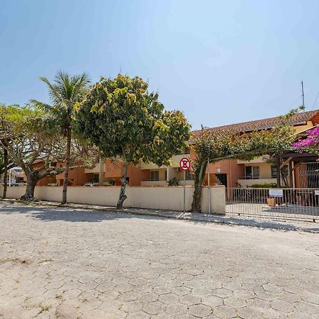 Flamboyant Apartamentos 邦比尼亚斯 外观 照片