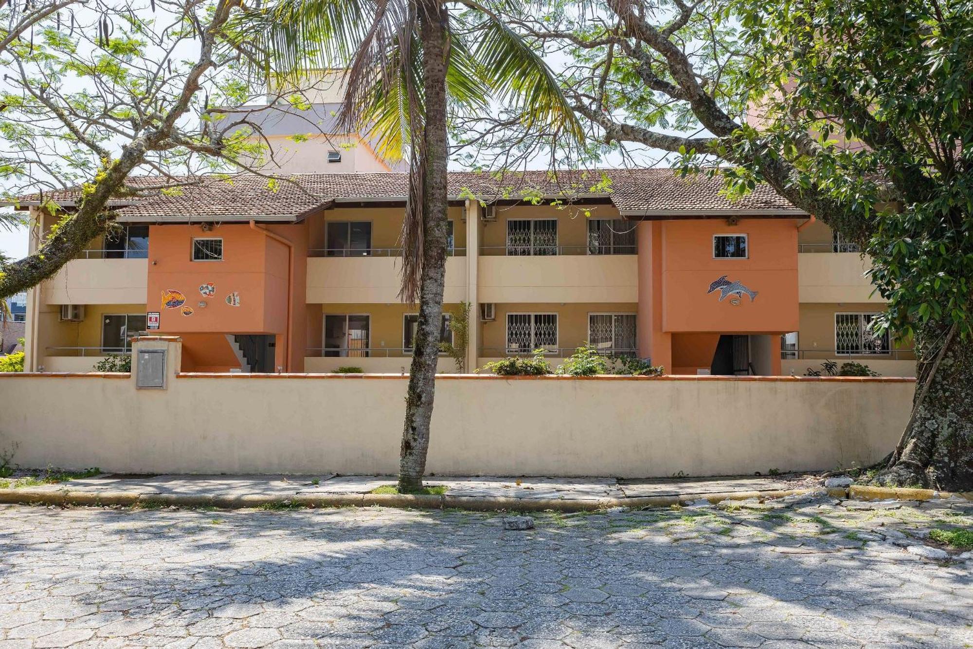 Flamboyant Apartamentos 邦比尼亚斯 外观 照片